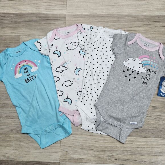 Gerber Baby Girl Bodysuit Clouds Rainbow 3-6 Months - Picture 1 of 3